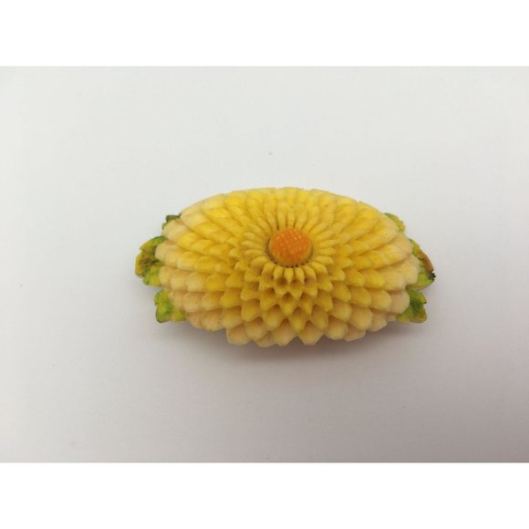 Pre 1930 Hand Carved Floral Chrysanthemum Brooch Trombone Clasp 2.25x1.5" Yellow - Picture 1 of 10
